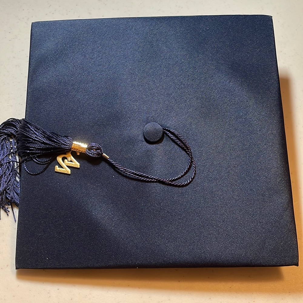 Free graduation cap 🎓